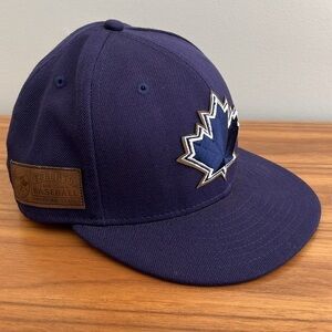 NEW ERA 59FIFTY Blue Jays MLB Fitted Baseball Cap Size 7 3/8 58.7 cm Sports Fan